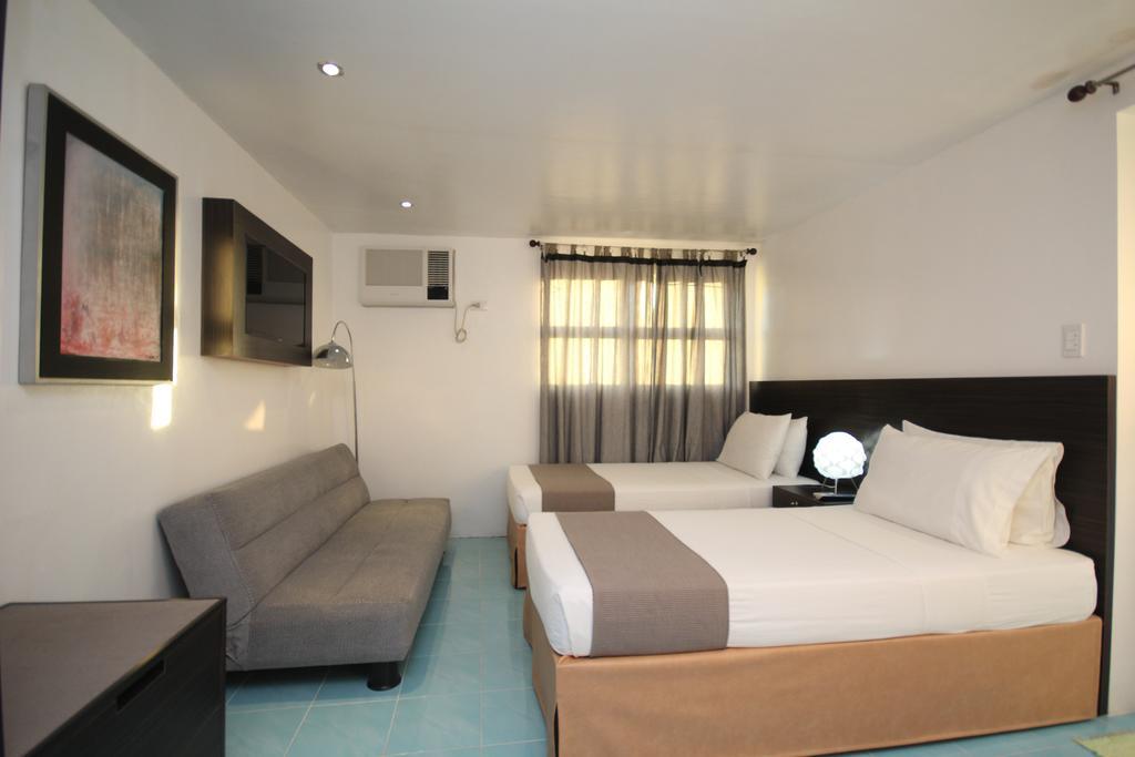 Bluewaves Westcliff Villa Balabag  Bagian luar foto