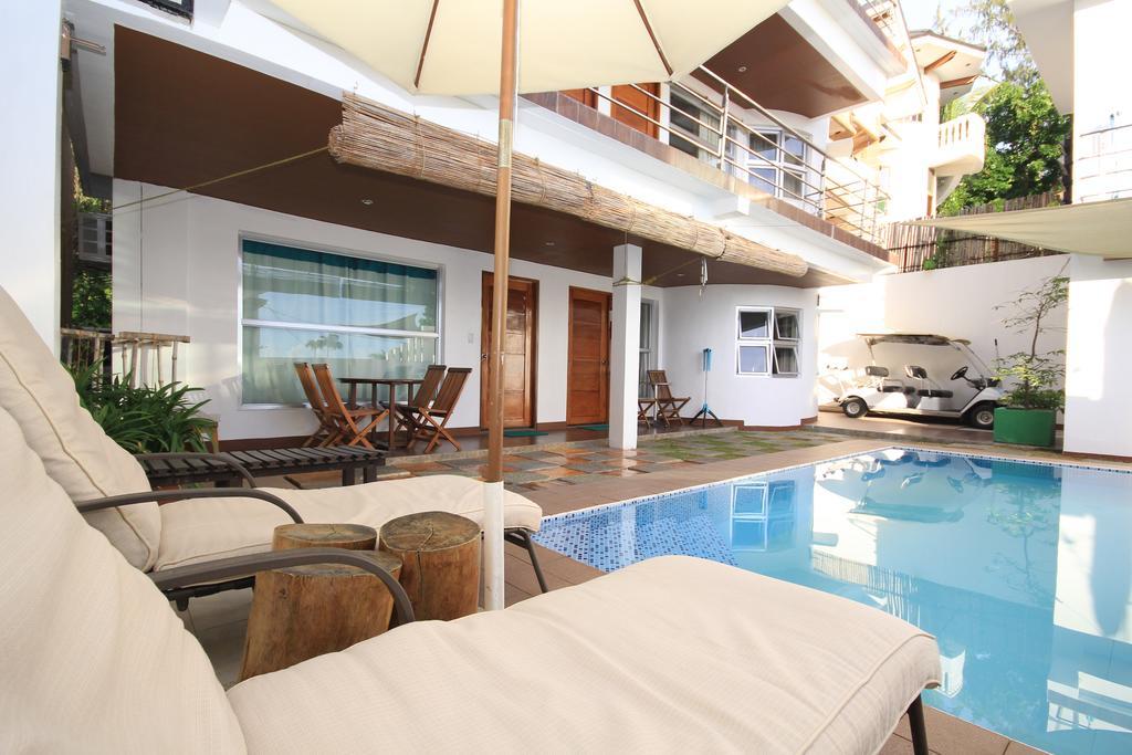 Bluewaves Westcliff Villa Balabag  Bagian luar foto